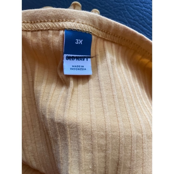 NWT Old Navy Mustard Yellow Sleeveless Tank Top, Size 3X NWT - Picture 3 of 4
